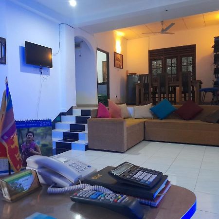 Smart Holiday Inn Galle Kültér fotó