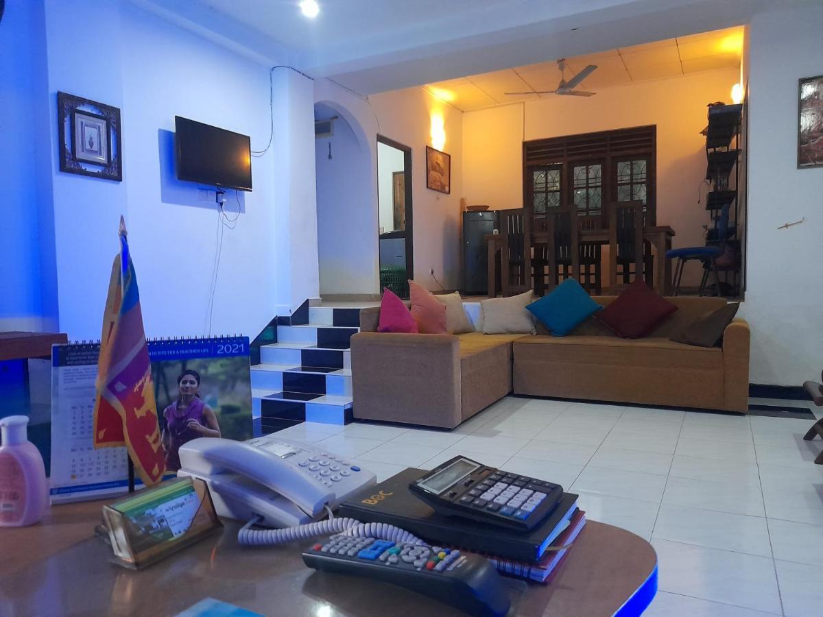 Smart Holiday Inn Galle Kültér fotó